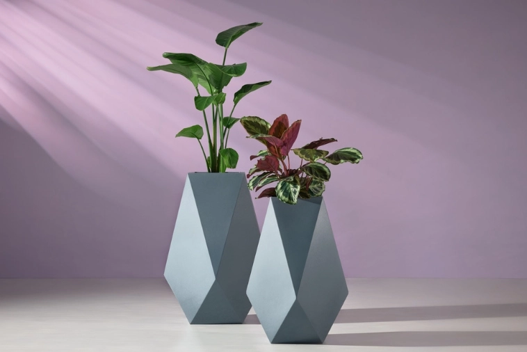 Szare donice ogrodowe Volcano Monumo